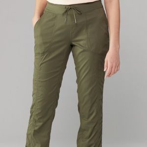 NWT The North Face Aphrodite 2.0 Pants